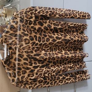 Long sleeve leopard pattern blouse